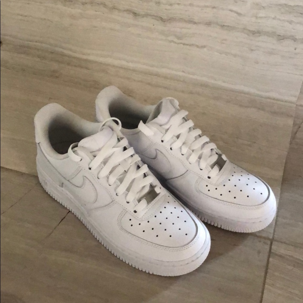 Woman’s White Air Force 1